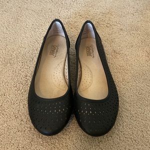 Croft&Barrow Womens size 6 1/2 black flats